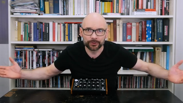 At the first glance Minitor is ticking all the "I'm a secret foot pedal synth virtuoso, but this way you will never find out" boxes.