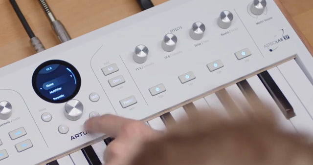 Astrolab 37 offers three performance modes that help you generate musical ideas at the touch of a button.
