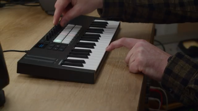 Novation Launchkey’s Arpeggiator: From Basslines to Glitch—A Workflow Deep Dive