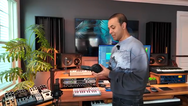 These are the only wireless headphones with really usable latency.