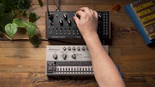 There's lots of interesting combinations to find between the VCO frequency and the spectral shift position.