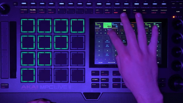 I really love these patchwork grooves and then I'm also doing a patchwork groove with stuff just fully on board the MPC live itself.