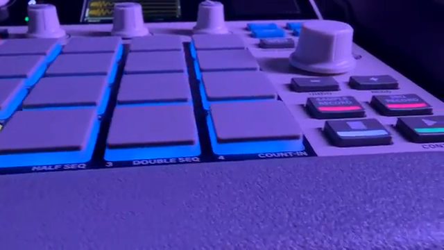 sunwarper vs. the MPC Sample: One Sitting, Zero Manuals, All Groove