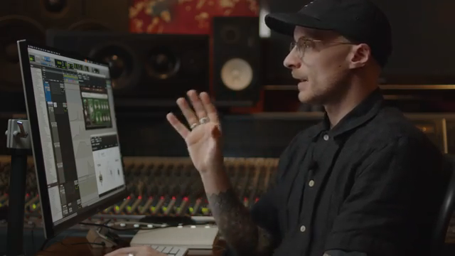 I really liked the way that the feedback was adding this layer of intensities towards the end of the track.