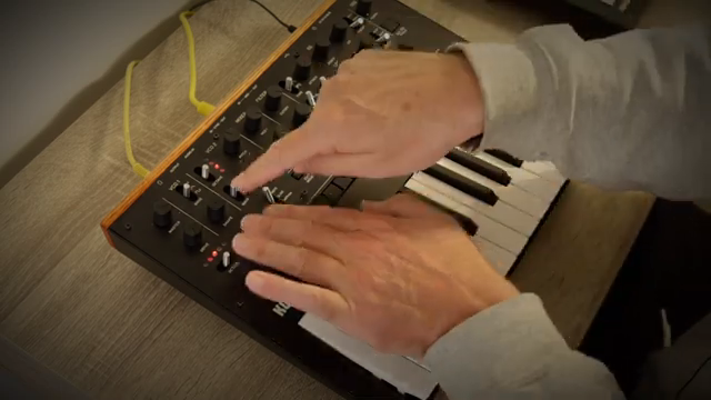 Woody Piano Shack Unleashes the Korg Monologue: Small Box, Big Beef