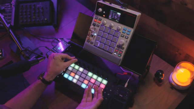 I also have a filter on the master which could be used in a performance capacity but you can only adjust that effect when you're on this…