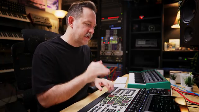 Akai Professional’s AIR Fabric Vintage Jup: 80s Polyphonic Lushness, Modern MPC Workflow