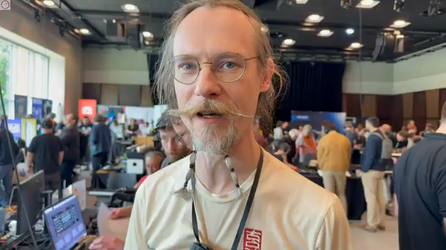 I just wanted to have something that's simple to use, that you don't have to think about too deeply, so you can concentrate on your music.