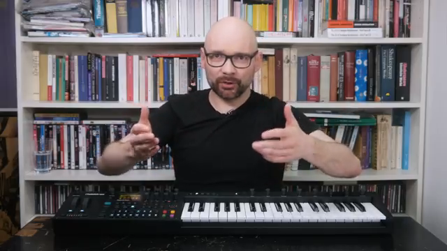 chilly yet elegant tones, smooth knobs and an aging YouTuber on an ongoing quest to make FM work.