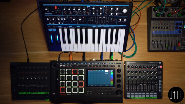 We can use stuff like the arpeggiator, note repeat and the scale settings with it, which is pure fun and helps really with improvising.