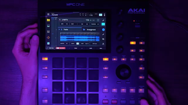The MPC 3.0 update added disk streaming.