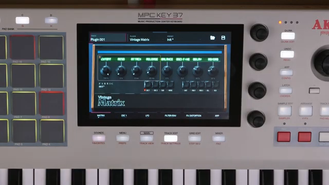 Akai Professional Fabric Vintage Matrix: 80s Poly DNA Meets Modern MPC Workflows