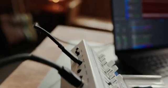 Straight into your computer to record all of the N-Vision parts separately across the main mix, lower and upper parts, as well as an…